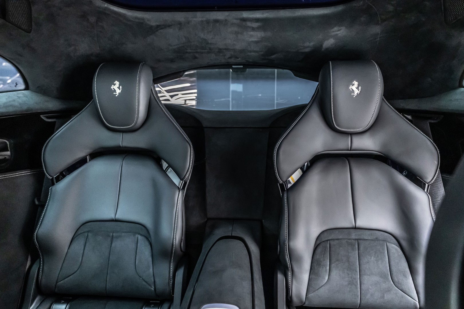 2024 FERRARI PUROSANGUE | FULL CARBON | DAYTONA BLACK | VENTILATED SEATS | SPECIAL DESIGN SEATS | HI